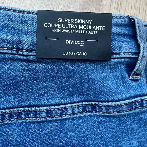 H&M Divided Jeans Size 10 NWT - Picture 4 of 4